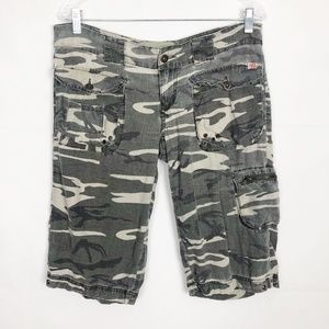 Miss Me Linen Blend Camo Bermuda Shorts L